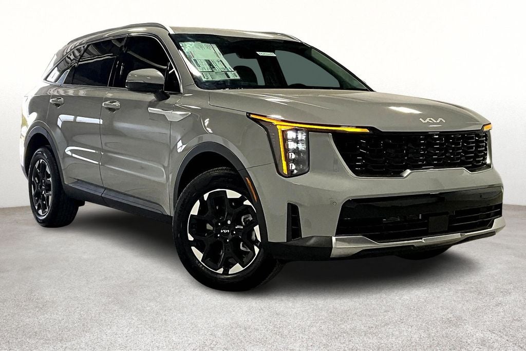 2026 Kia Sorento S in Wolf Gray — front three-quarter view
