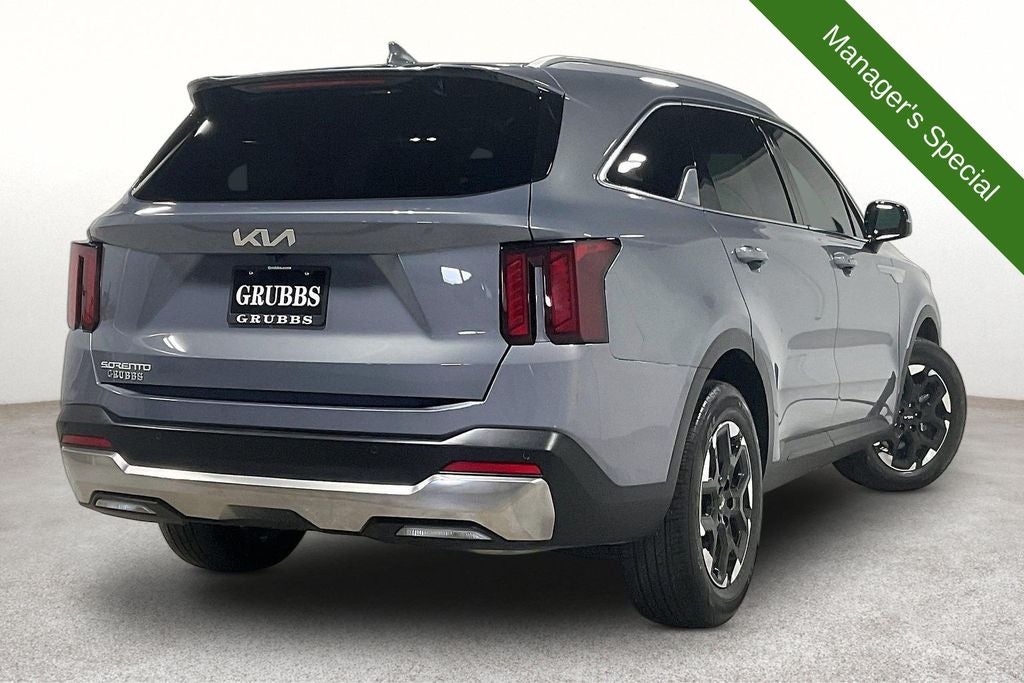 2025 Kia Sorento — side profile view